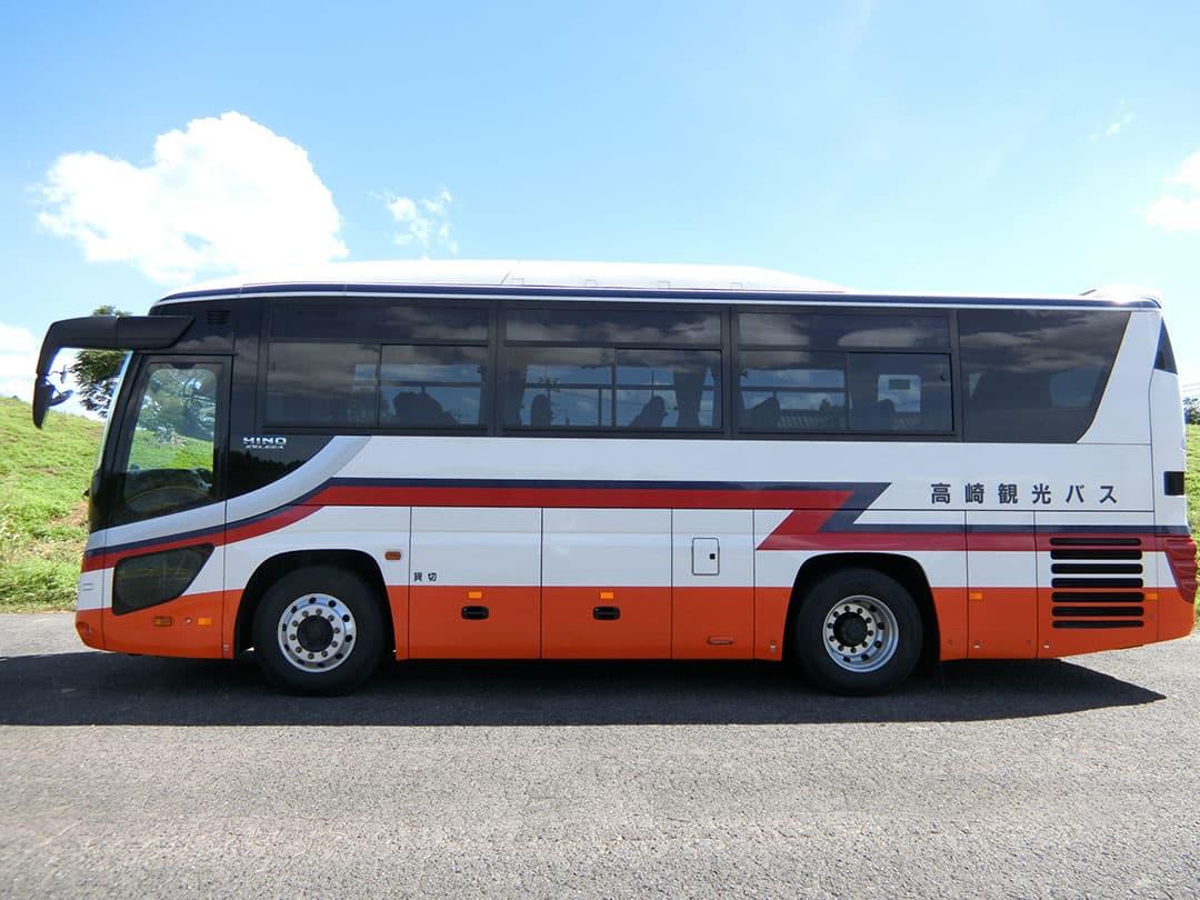 中型バス 390号 側面