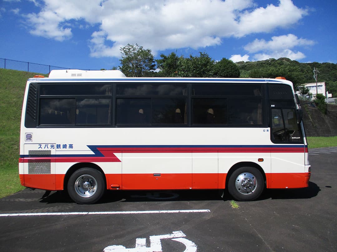 小型サロンバス 66号 側面